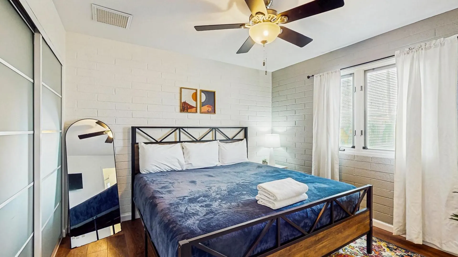 Tempe Sunshine Getaway Villa