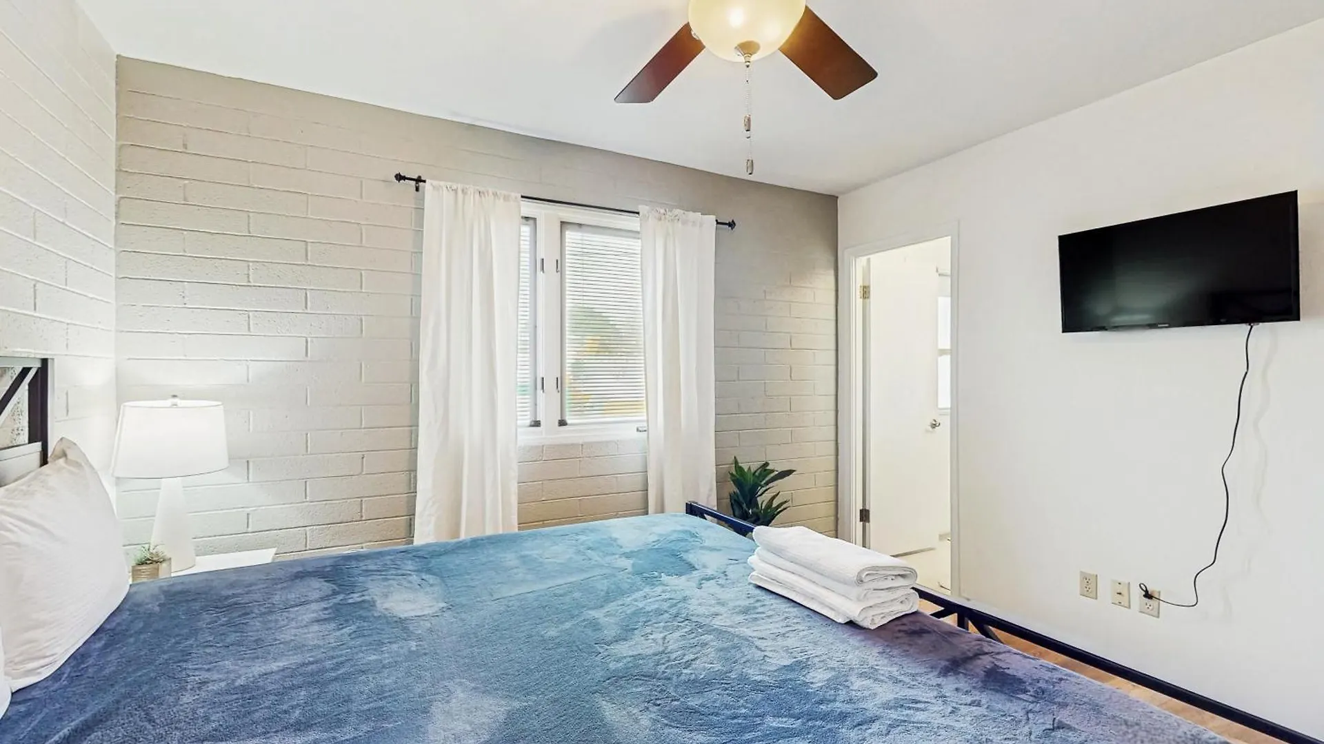 Tempe Sunshine Getaway Villa Holiday home